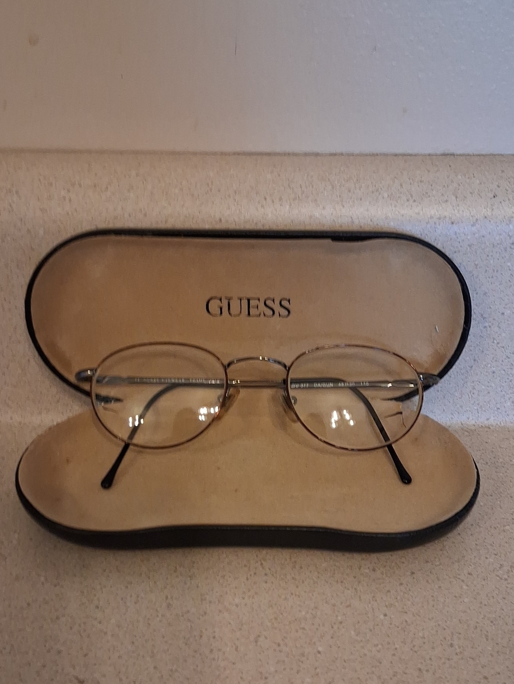 Guess Silver-Tone Oval Eyeglass Frames with Black Temple Tips